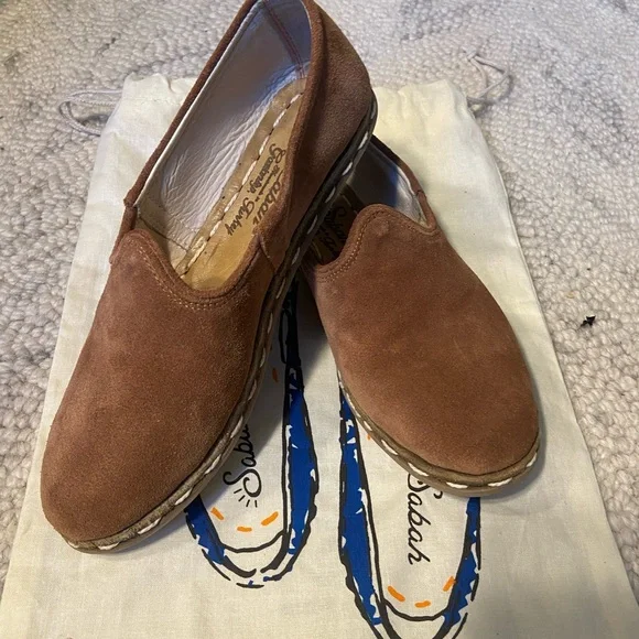 New/never worn Como Taba Sabah Brown Suede Loafers - Picture 2 of 7